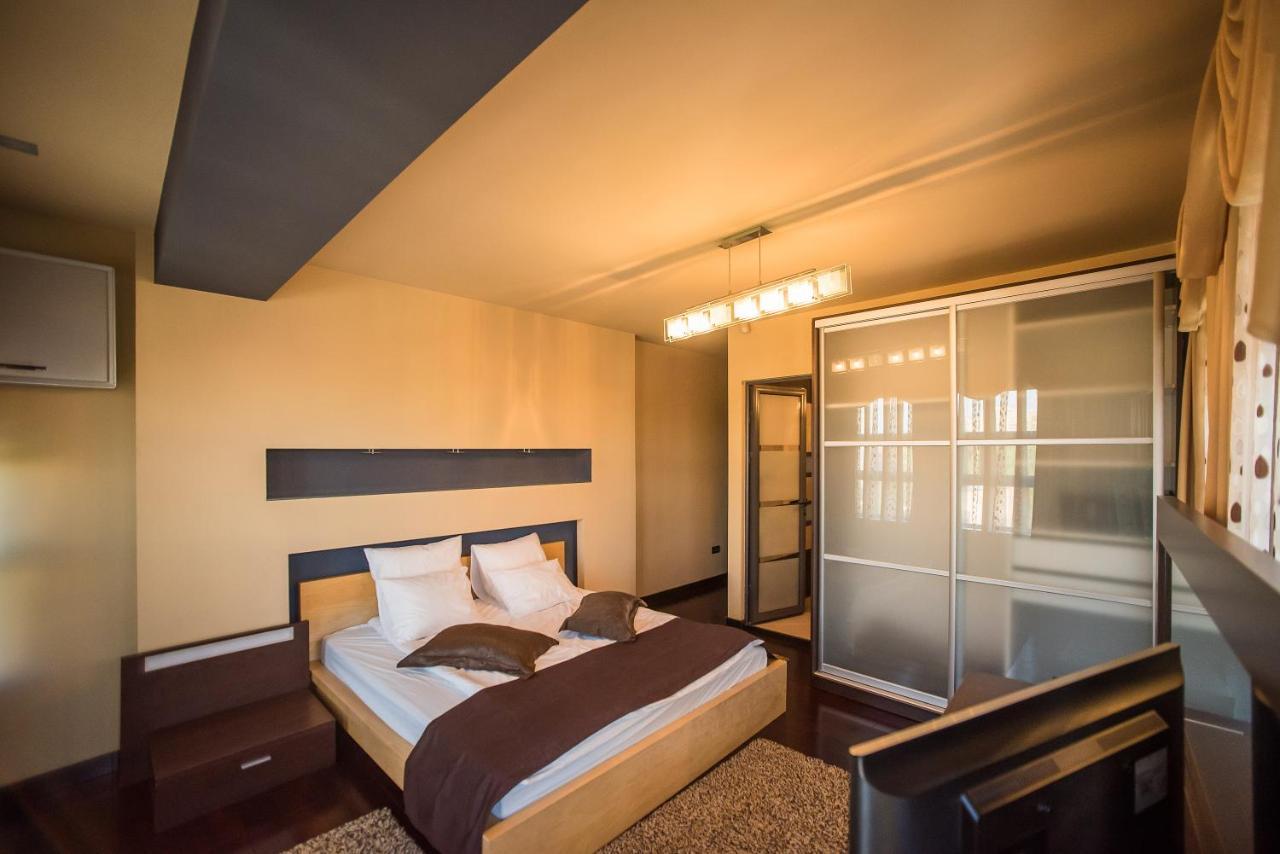 Simple Rooms Self Check In 布加勒斯特 外观 照片